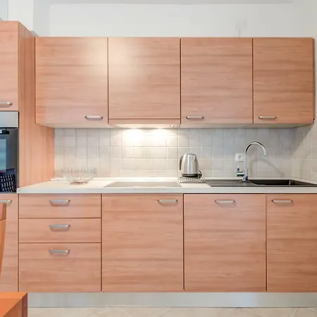 Mirta Apartamento Omiš