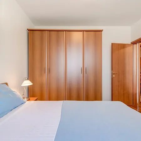 Apartamento Mirta