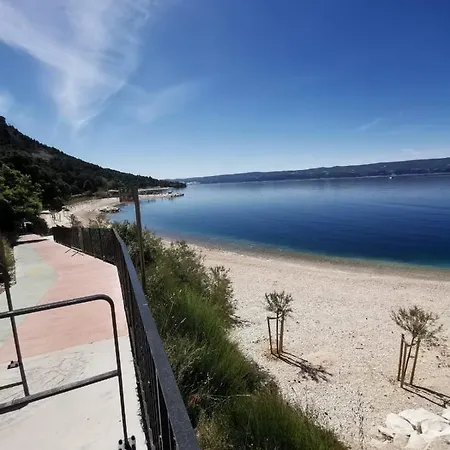 Mirta Appartement Omiš